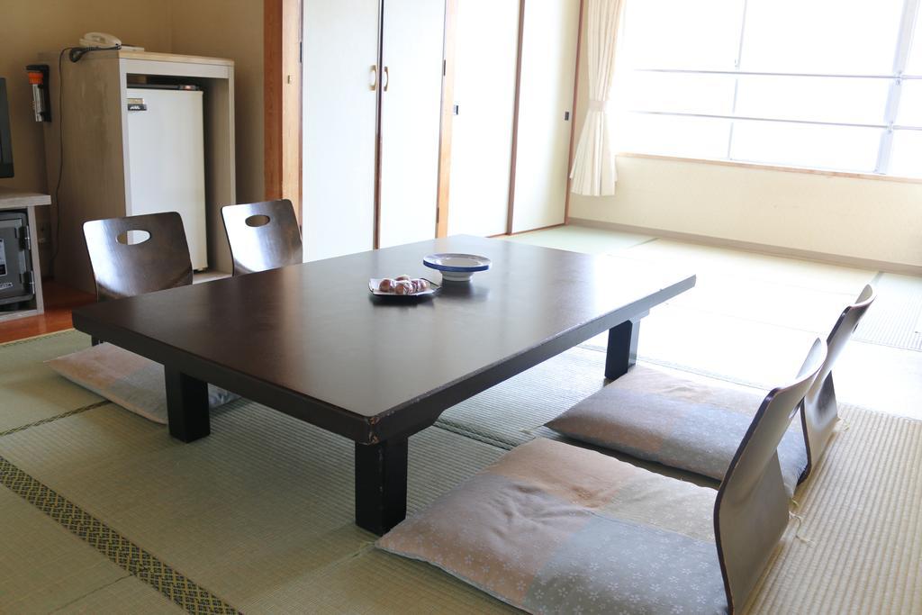 Hotel Sankeien Sapporo Ngoại thất bức ảnh