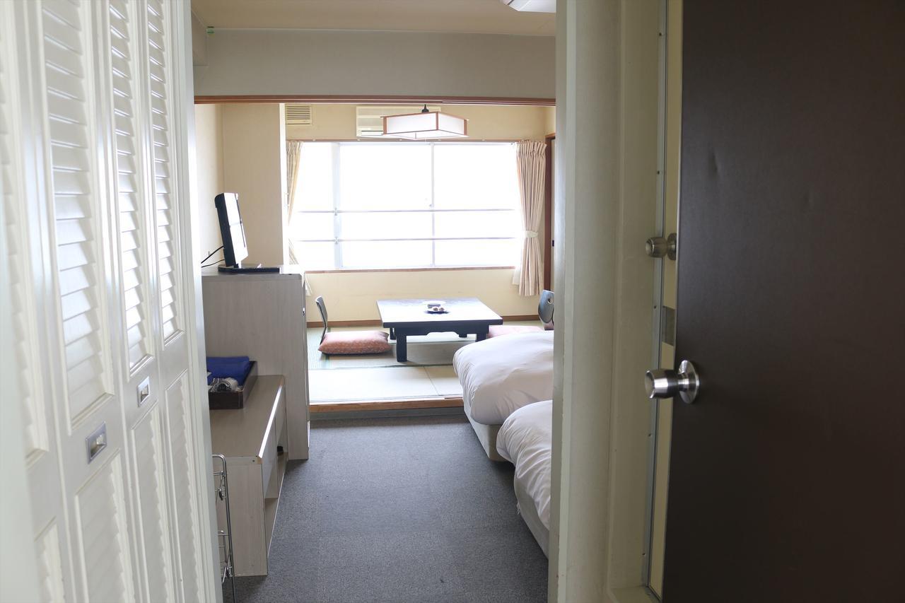 Hotel Sankeien Sapporo Ngoại thất bức ảnh