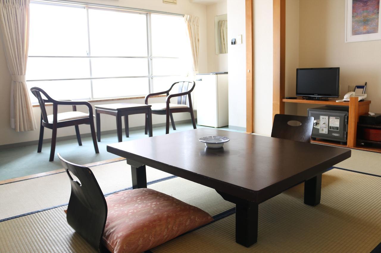 Hotel Sankeien Sapporo Ngoại thất bức ảnh