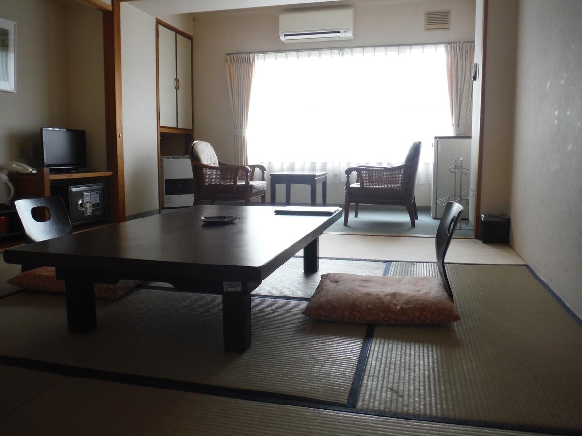 Hotel Sankeien Sapporo Ngoại thất bức ảnh