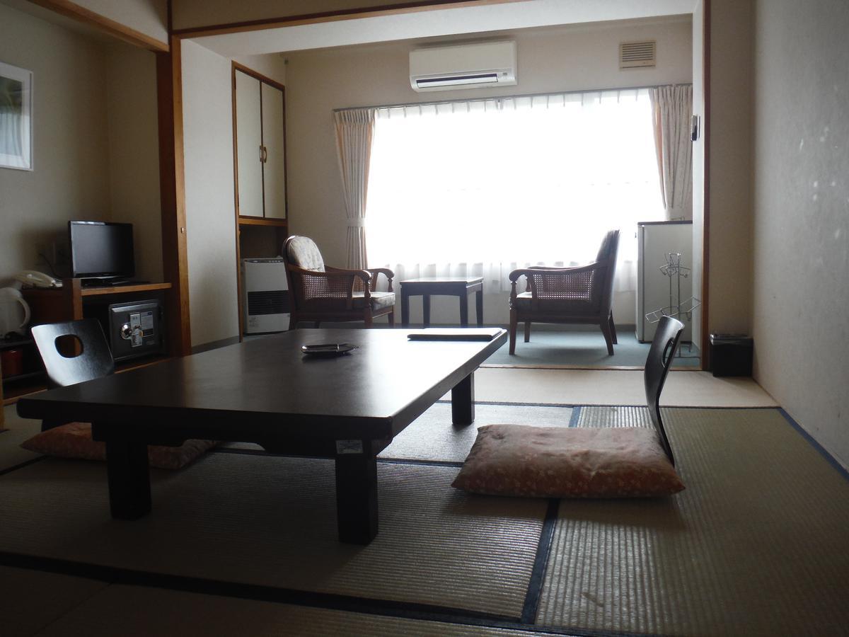 Hotel Sankeien Sapporo Ngoại thất bức ảnh